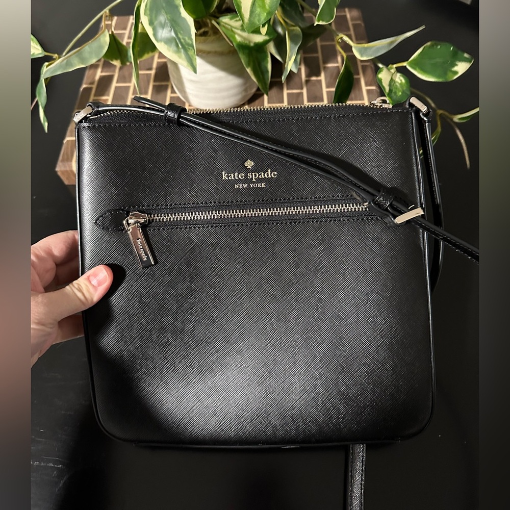 Kate Spade crossbody purse